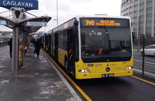 İstanbul'da bu görüntü tarih oluyor! Metrobüste bir dönemin sonu geldi