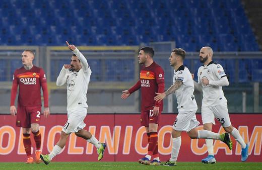 Roma, İtalya Kupası'nda hükmen mağlubiyet cezası aldı