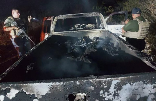 Meksika'nın ABD sınırında yanmış 19 ceset bulundu