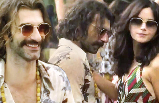 İngiliz dizisinde onu gören şaşkına döndü! İlker Kaleli'yi kimse tanıyamadı