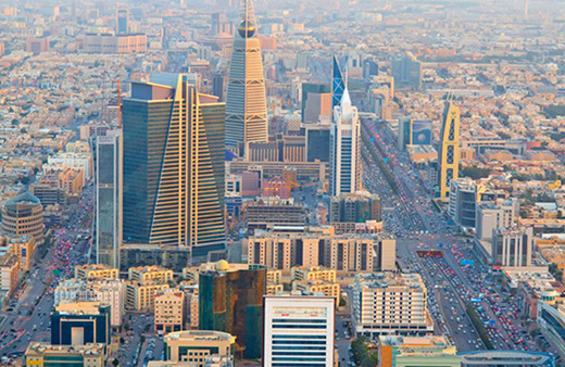 Reuters son dakika geçti: Riyad'da şiddetli bir patlama sesi duyuldu