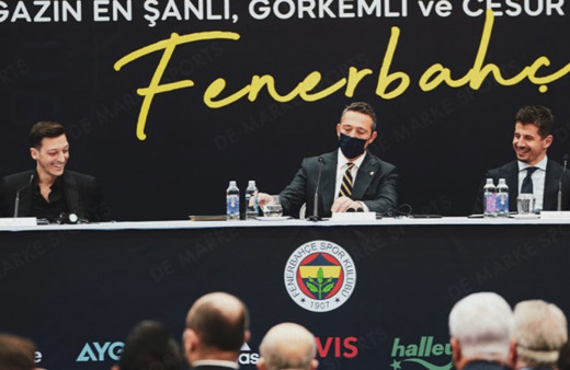 Ali Koç o paylaşımı ekrana yansıtınca herkes kahkahaya boğuldu