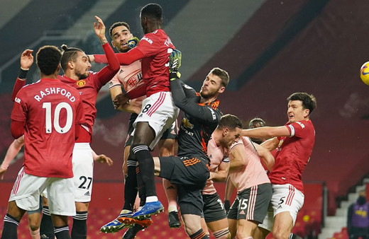 Manchester United, Premier Lig'de 13 maç sonra kaybetti