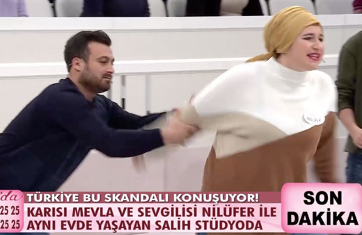 Esra Erol Mevla Kaya'nın eşini 'bu sapkınlık' deyip stüdyodan kovdu