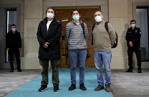 3 Türk denizci Türkiye'ye getirildi korku dolu anları anlattılar