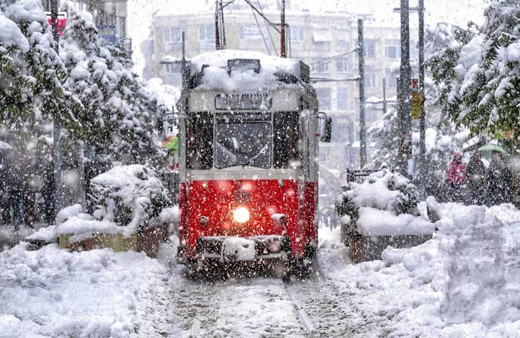 İstanbul'a 1 metre kar yağacak! Meteoroloji '1987 karı yağacak’ iddiası için ne dedi?