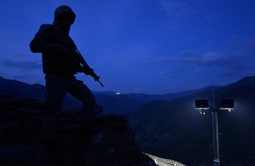 Terör örgütünden kaçan 5 terörist ikna yoluyla teslim oldu