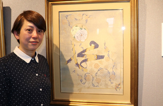 Japon müzehhip Fumiko eserinde Hazreti Muhammed'in ismi ile gül motifini birlikte resmetti