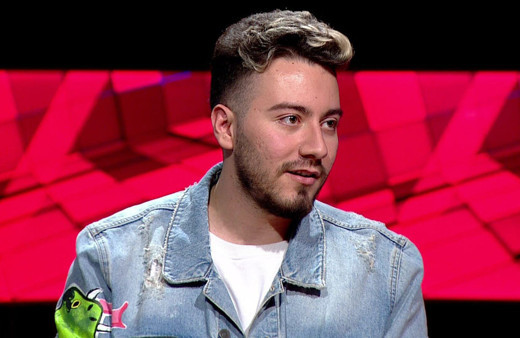 Enes Batur'un kadın takipçisi istedi kırmadı isteme töreninde eğlenceli anlar