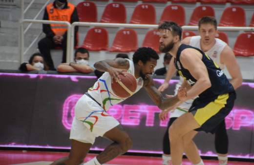 Fenerbahçe Beko, Aliağa Petkimspor'u kolay geçti