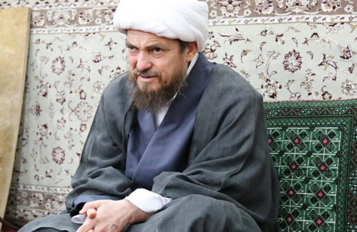 Koronavirüs aşısı yaptıranlar eşcinsel oldu! İranlı din adamı böyle söylüyor