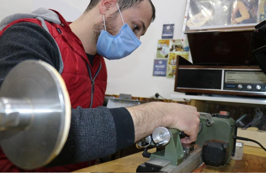 Antalya'da 3 haftada yapıyor araba fiyatına alıcı buluyor! Görenler şaşırdı