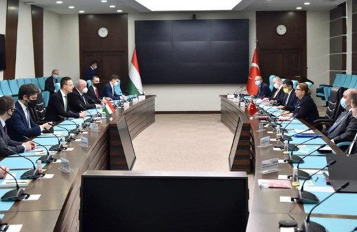 Türkiye ile Macaristan arasında yeni işbirliği! Bakan Pekcan imzaladı