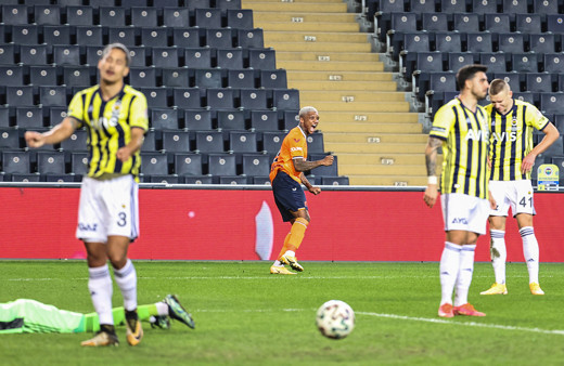 Başakşehir konuk olduğu Fenerbahçe'yi kupa dışına itti