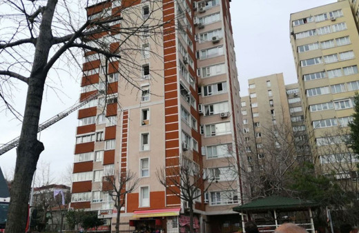 İstanbul Bahçelievler'de 15 katlı binada patlama meydana geldi