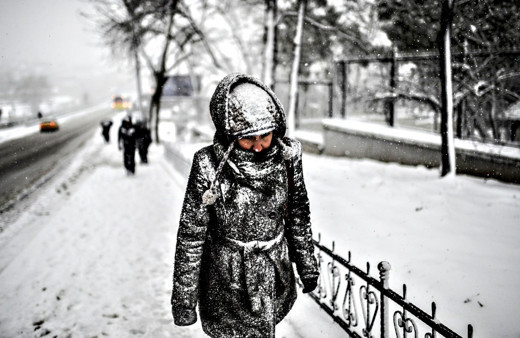 İstanbul 6 gün felç olacak! Pazar günü çok fena kar yağacak meteorolojiden üst üste uyarılar