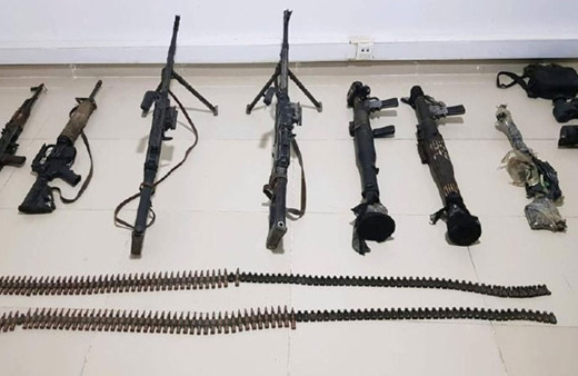 13 sivilin şehit edildiği mağarada teröristlere ait silah ve mühimmat ele geçirildi