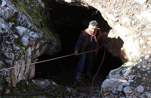 Denizli'de defineciler hazine ararken, gizli Pamukkale'yi buldu! Gözlerine inanamadılar