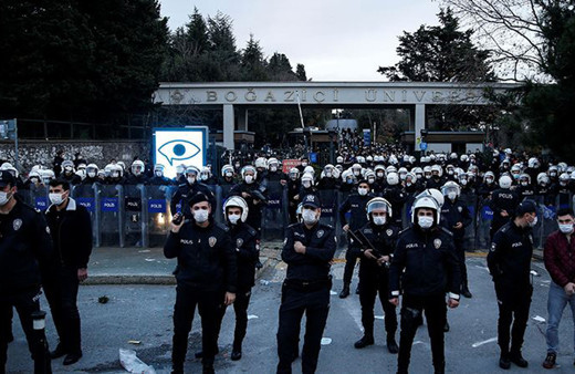 CHP heyetinden tutuklu Boğaziçili öğrencilerine ziyaret! 'Ailemiz AK Parti veya MHP'li'