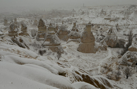 Nevşehir'de kar yağınca Kapadokya'da tablo gibi fotoğraflar ortaya çıktı