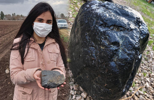 'İlk defa gördüm' dedi! Adana'da tarlada buldu şaşkına döndü  ışık saçıyor