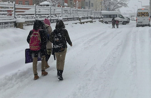 Hangi illerde okullar tatil oldu? Yüz yüze eğitime kar engeli