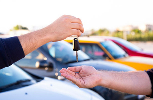 İkinci el otomobil fiyatları sert düşüyor! Araba alacaklara uzmanlardan tavsiyeler