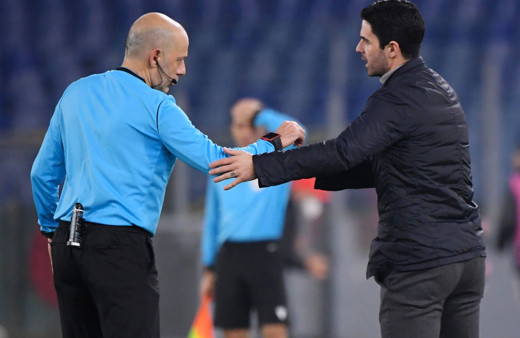 Cüneyt Çakır yönetti devler berabere kaldı Lille son dakikalarda yıkıldı