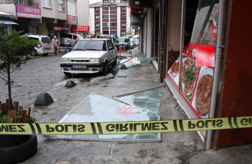 İstanbul'da korkutan patlama! Çevrede güvenlik önlemi aldı