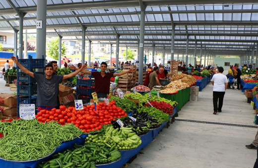 Pazar tezgahlarının aylık kira kazancı dudak uçuklatıyor! Sahipleri arasında sanatçılar bile var