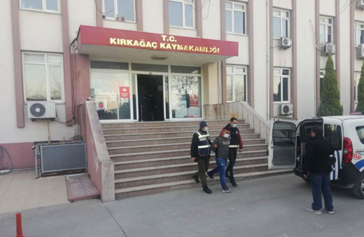 Manisa'da iki grup arasında silahlı kavga: 1 ölü, 1 yaralı