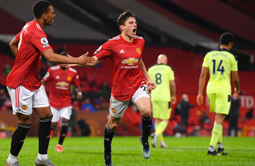 Manchester United, Newcastle United'ı rahat geçti