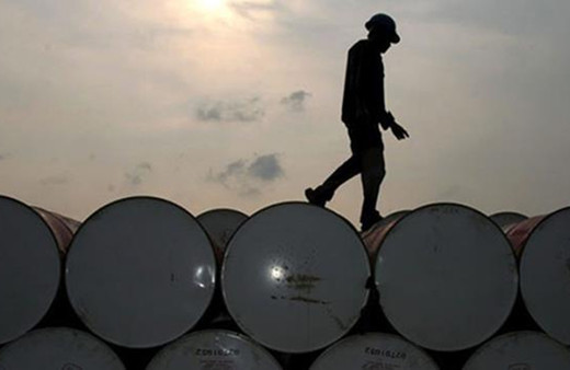 Brent petrolün varil fiyatı son bir ayın en düşük seviyesinde!