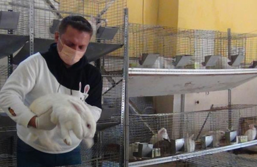 Adana'da öğretmenliği bırakıp bu işe başladı siparişlere yetişemiyor