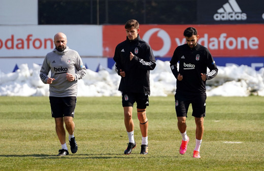 Beşiktaş’ta Ghezzal ve Montero sevinci