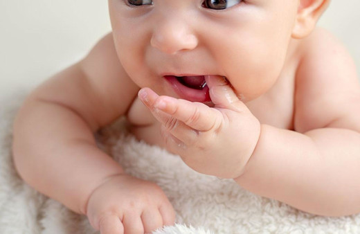 Bebeklerde aft neden olur çocuklara ve bebeklere aft ilacı var mı tedavisi