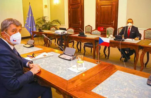 Çekya Başbakanı Babis, Türkiye'nin Prag Büyükelçisi Bağış'ı kabul etti