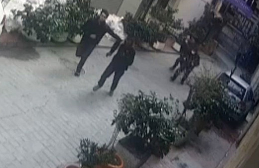 İstanbul'da nefes kesen kovalamaca! Yumrukla etkisiz hale getirdi işte o anlar