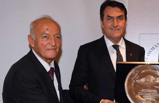 Bursa Osmangazi'nin ilk belediye başkanıydı! Erhan Keleşoğlu hayatını kaybetti