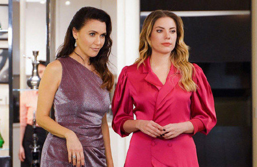 Stoksuz çekilince Yasak Elma'nın senaryosu değişti Eda Ece koronaya yakalanmıştı