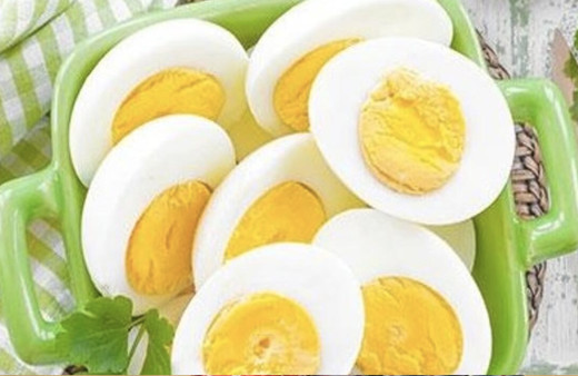 1 haşlanmış yumurtada kaç kalori var sarısı kaç kalori?