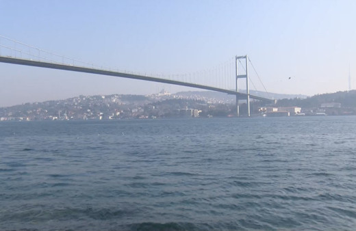 İstanbul Boğazı için yeni karar: Sis nedeniyle trafik askıya alındı