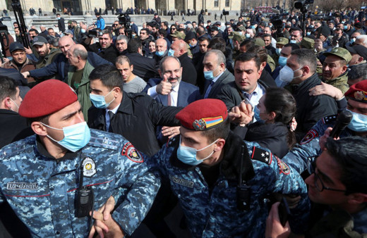 Ermenistan Başbakanı Paşinyan'dan destekçilerine toplanma çağrısı