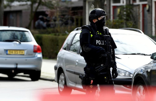 Hollanda'da covid-19 test merkezinin yakınında şiddetli patlama! Polis açıklama yaptı