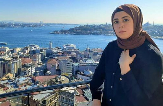 Sultanbeyli'de anne ve babanın kavgasında kızlarının balkonda atladığı iddiası