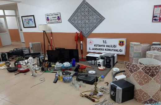 Kütahya'dan pes dedirten haber! Çaldıkları eşyalarla evlerini döşemişler