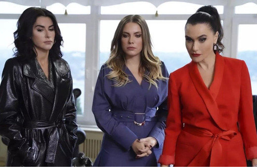 Yasak Elma'nın eski oyuncusu gözaltına alındı! Ayşegül Çınar dönüşte yakalandı