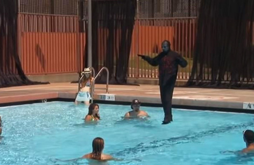 Hep merak edilmişti! Suda yürüyen sihirbaz sırrını açıkladı