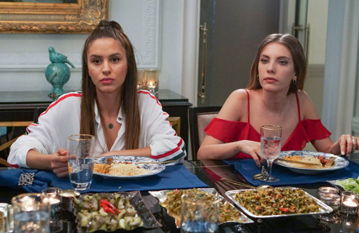 Yasak Elma yıldızı Ayşegül Çınar'da uyuşturucu bulunmuştu hakkında karar verildi