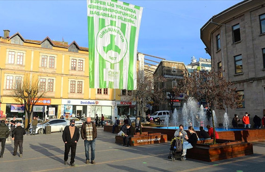 Giresun'da 100 metrekarenin üzerindeki iş yerlerine girişlerde HES kodu sorgulanacak